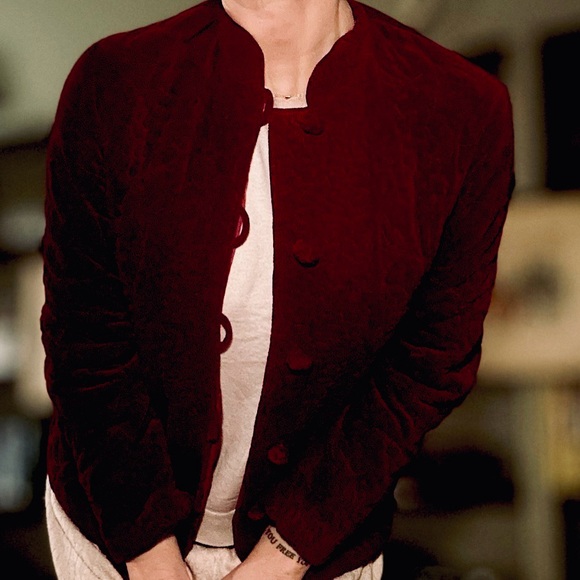 Gorgeous Vintage Velvet Jacket - Picture 14 of 16